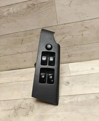 Chevrolet Aveo Electric window control switch 202005158