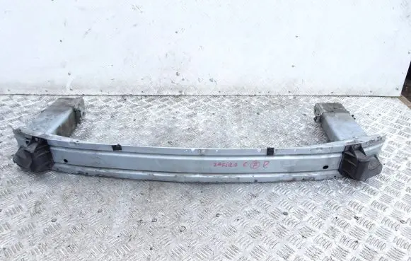 Opel Zafira C Front bumper support beam 