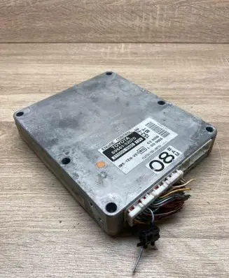 Toyota Yaris Engine control unit/module ECU 8966152070 2110005980