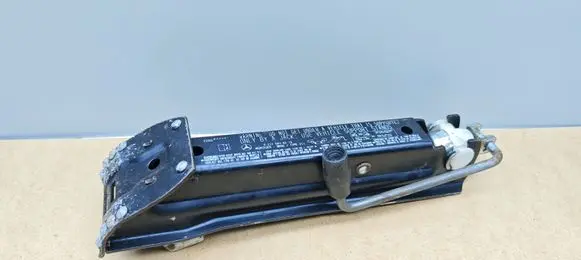 Mercedes-Benz E W211 Lift Jack A2115830215