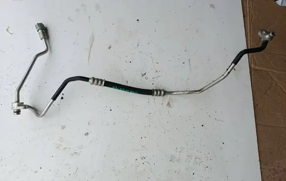 Audi A5 Air conditioning (A/C) pipe/hose 8W1816720
