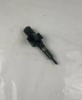 Chrysler Sebring (JS) Fuel injector 03G130073G MN-980235 03G130073GX