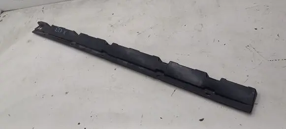 BMW X3 E83 Sill supporting ledge 3330869