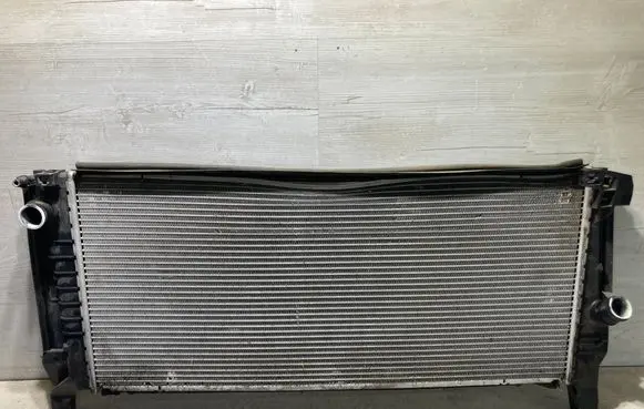 Mini Clubman F54 Coolant radiator 7617631