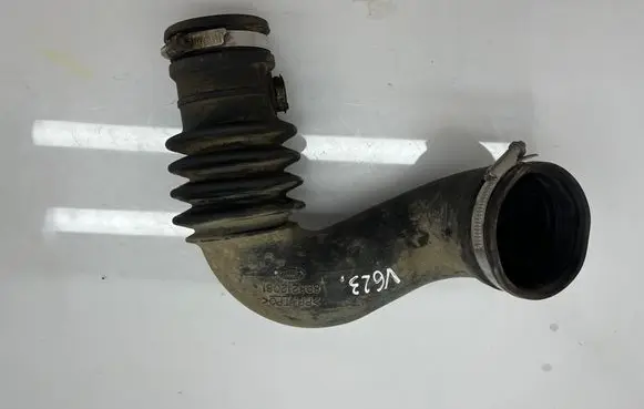 Isuzu D-Max Intercooler hose/pipe 898212081
