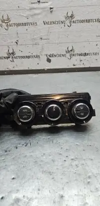 Opel Corsa E Climate control unit 13468064