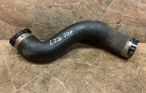 Mercedes-Benz C W204 Intercooler hose/pipe A2125280000