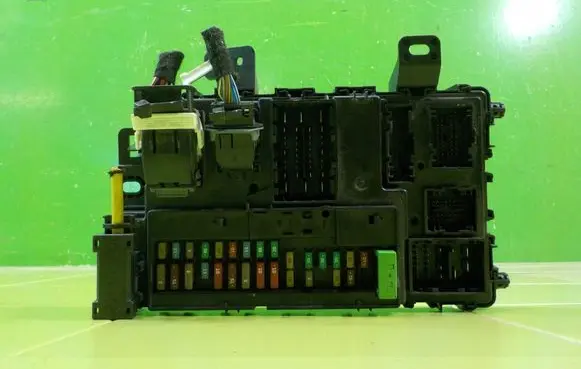 Ford Transit Fuse box set GK2T15604FAF BEZPIECZNIKOW