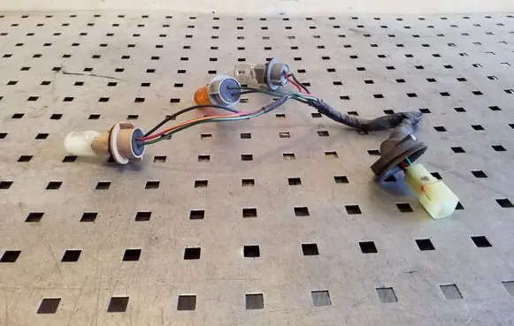 Tail light part