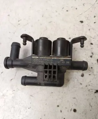 BMW 5 F10 F11 Coolant heater control valve 9119164 110301