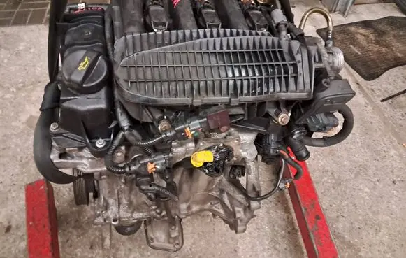 Peugeot 2008 I Engine HM01 10WAVU