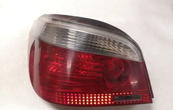 BMW 5 E60 E61 Rear/tail lights 7165737 E4342U 2VP008679058