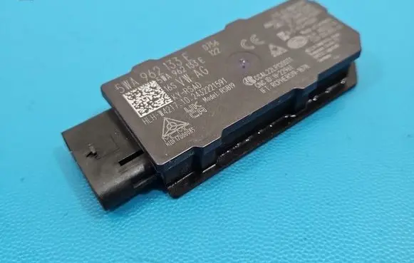 Skoda Octavia Mk4 Central body control module 5WA962133E IMPRK1537507