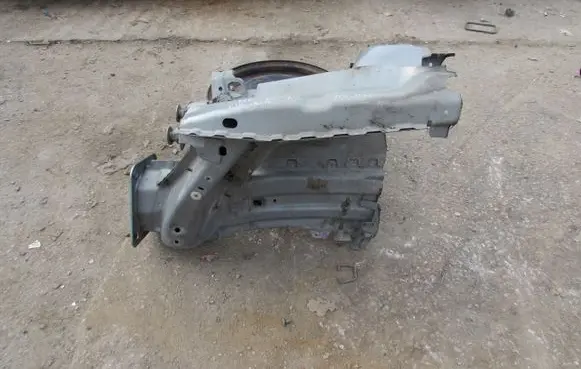 Ford Mondeo MK IV Exhaust heat shield 