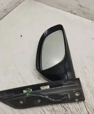 Volkswagen Touran I Front door electric wing mirror E1010744