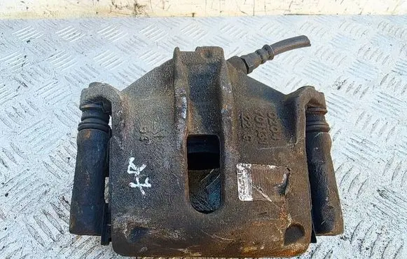 Citroen C4 Cactus Front brake caliper 