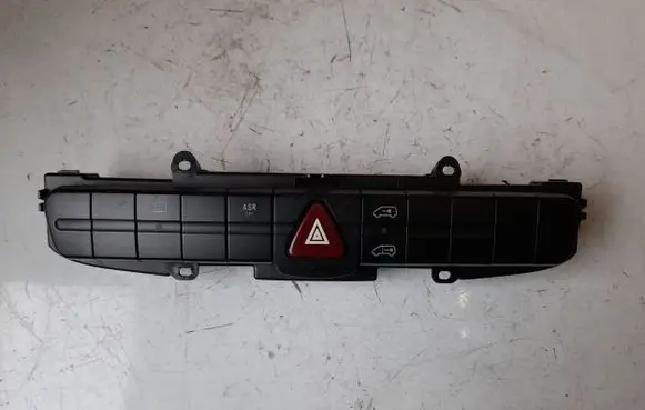 Mercedes-Benz Sprinter W906 Hazard light switch 3368030104 A9065450307