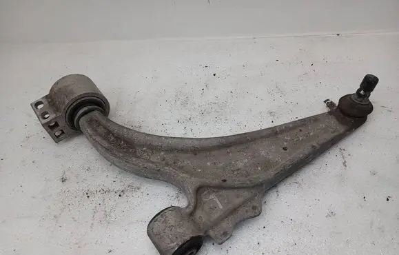 Chevrolet Volt I Front control arm