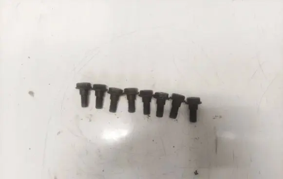 Toyota Previa (XR30, XR40) II Nuts/bolts 