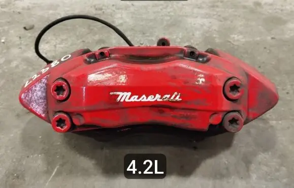 Maserati GranTurismo Front brake caliper 20833300