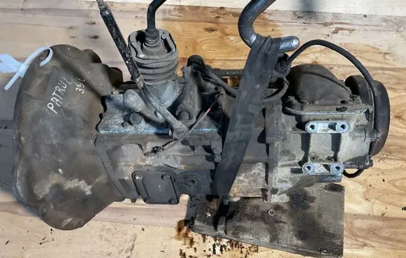 Nissan Patrol Y60 Manual 5 speed gearbox