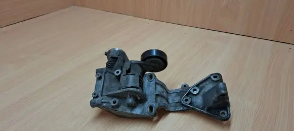 Volvo V50 Generator/alternator bracket 30750940 DND1A