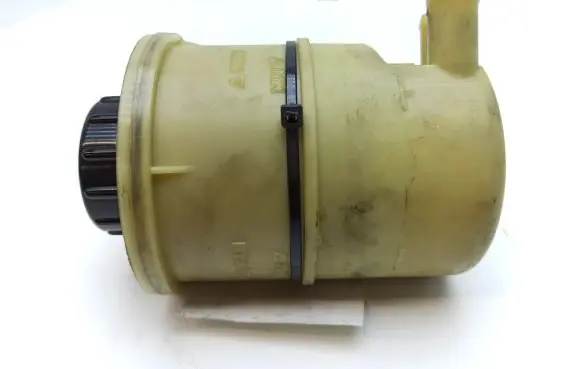 Opel Movano B Power steering fluid tank/reservoir 7700795347