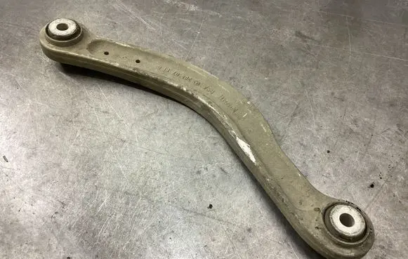 Mercedes-Benz CLS C218 X218 Rear control arm 20407F14