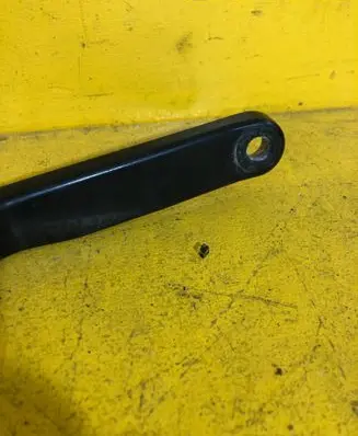 Peugeot 308 Front wiper blade arm 9680477080