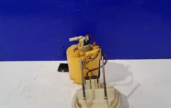 Mercedes-Benz E W212 In-tank fuel pump A2124700194