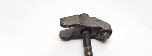 Volvo S80 Fuel Injector clamp holder