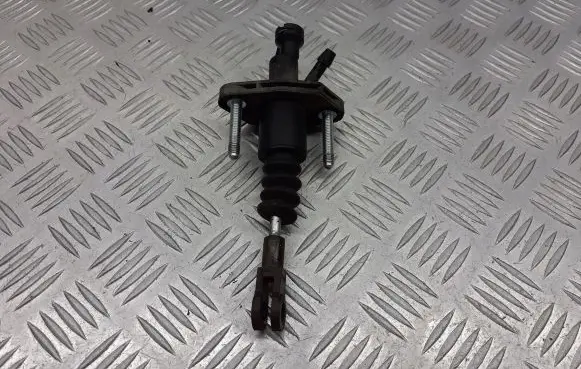 Opel Zafira B Clutch slave cylinder 90581565