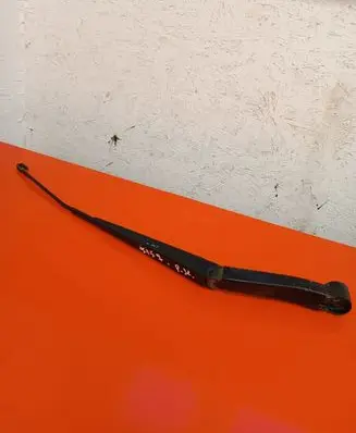 Subaru Legacy Front wiper blade arm NOCODE