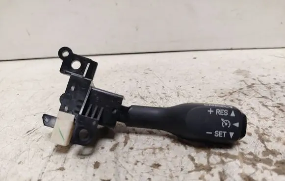 Lexus IS 220D-250-350 Cruise control stalk 18A174