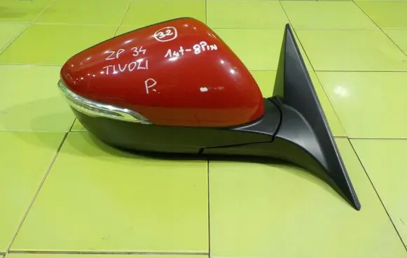 SsangYong Tivoli Front door electric wing mirror 044628 ZP34