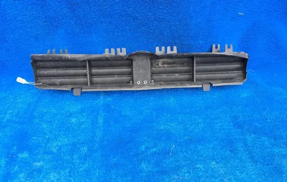 BMW 2 G42 Intercooler air guide/duct channel 5A22C64