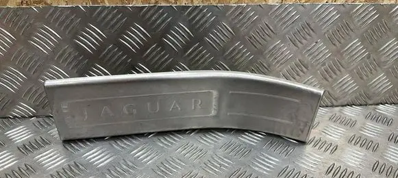 Jaguar XJ X351 Rear sill trim cover AW93F13245AD