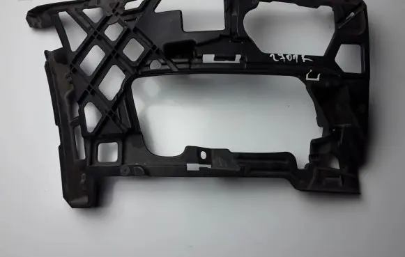 Volkswagen Golf VII Front bumper support beam 5G0807724D