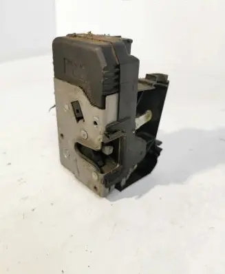 Renault Trafic II (X83) Front door lock 8200008246 91166237