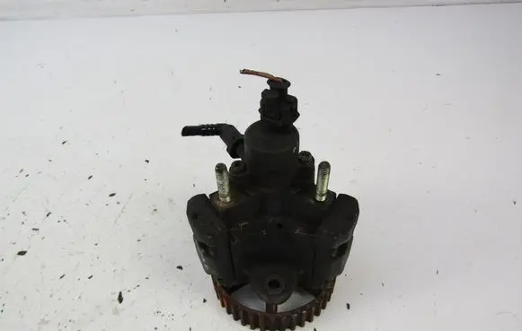 Renault Scenic I Fuel injection high pressure pump 