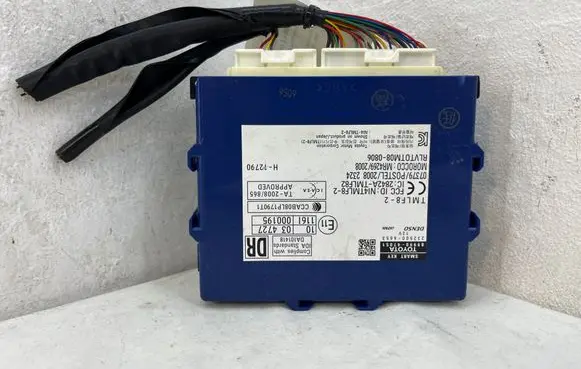 Toyota Prius (XW30) Keyless (KESSY) go control unit/module 8999047051 2325006653