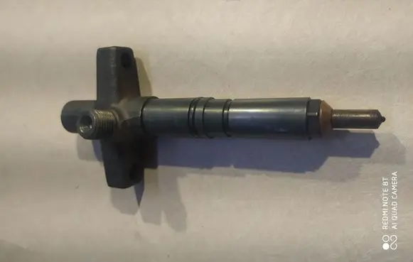 Mitsubishi Pajero Fuel injector 191Z484410