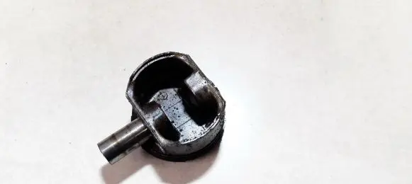 Audi A4 S4 B6 8E 8H Piston 