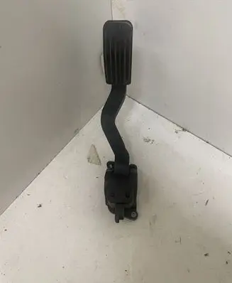 Citroen C4 II Accelerator throttle pedal 9671840280