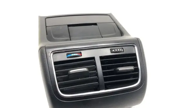 Rear air vent grill