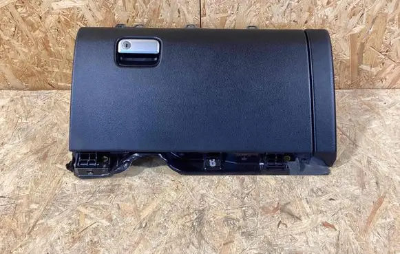 Porsche Cayenne (9Y0 9Y3) Glove box set 95855209500DK4 7p5857095