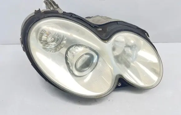 Mercedes-Benz CLK A209 C209 Headlight/headlamp 15697600 1307329072