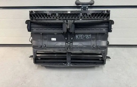 BMW 2 F46 Intercooler air channel guide 15677210KPD189 51437