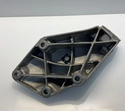 BMW X5 G05 Engine mounting bracket 68615559 6861559