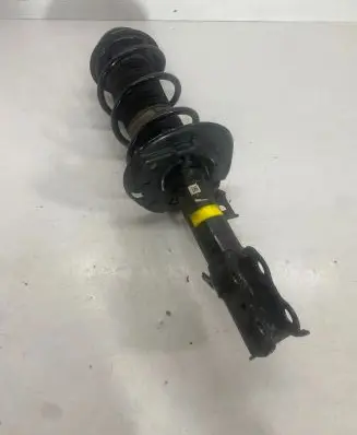 Toyota Yaris XP210 Front shock absorber/damper